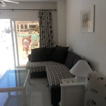 شقة Apartamento Don Jose 363